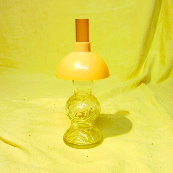 VTG PRESSED GLASS BOTTLE MADE TO LOOK LIKE OLD FASHIONED LAMP WITH SHADE - Picture 1 of 6
